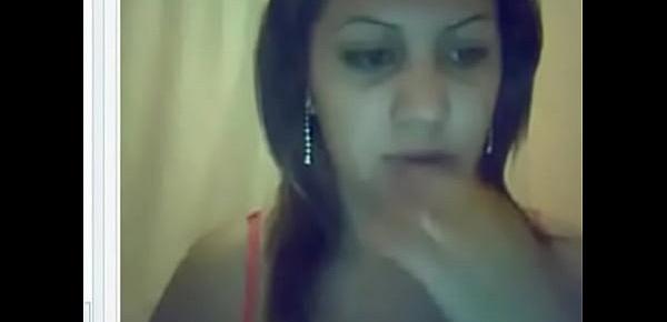  Webcam Hottie Smoking